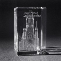 3D Crystal Gebäude und Souvenir, Gedächtniskirche Berlin in Kristall Glas gelasert, 3D Lasermotive